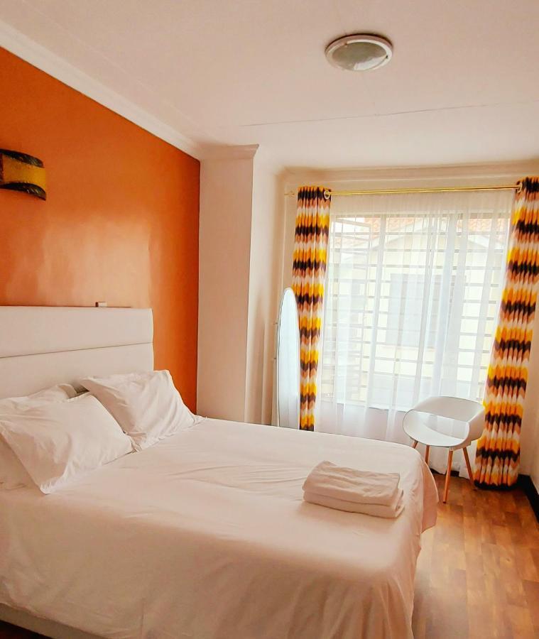 Pleasant Nest Homestay Near Jkia Airport And Sgr Station Nairobi Dış mekan fotoğraf